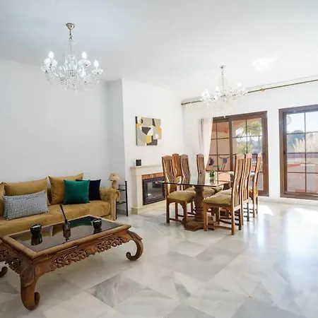 Apartment Stunning 3br In Hacienda Del Sol & Pool Estepona