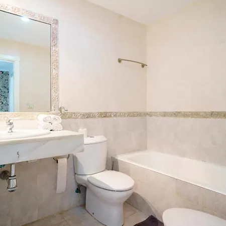 Stunning 3br In Hacienda Del Sol & Pool Lejlighed